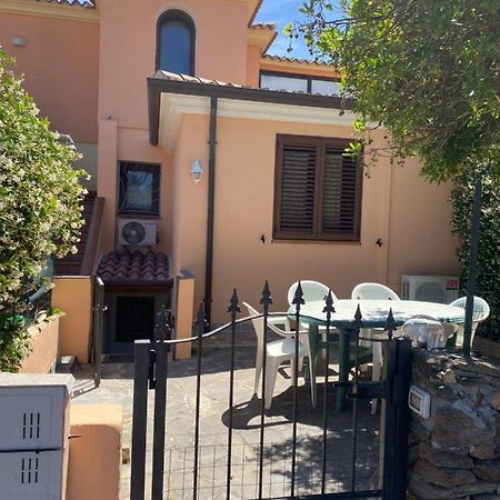 Tavernetta Smeraldina San Teodoro  Exterior photo